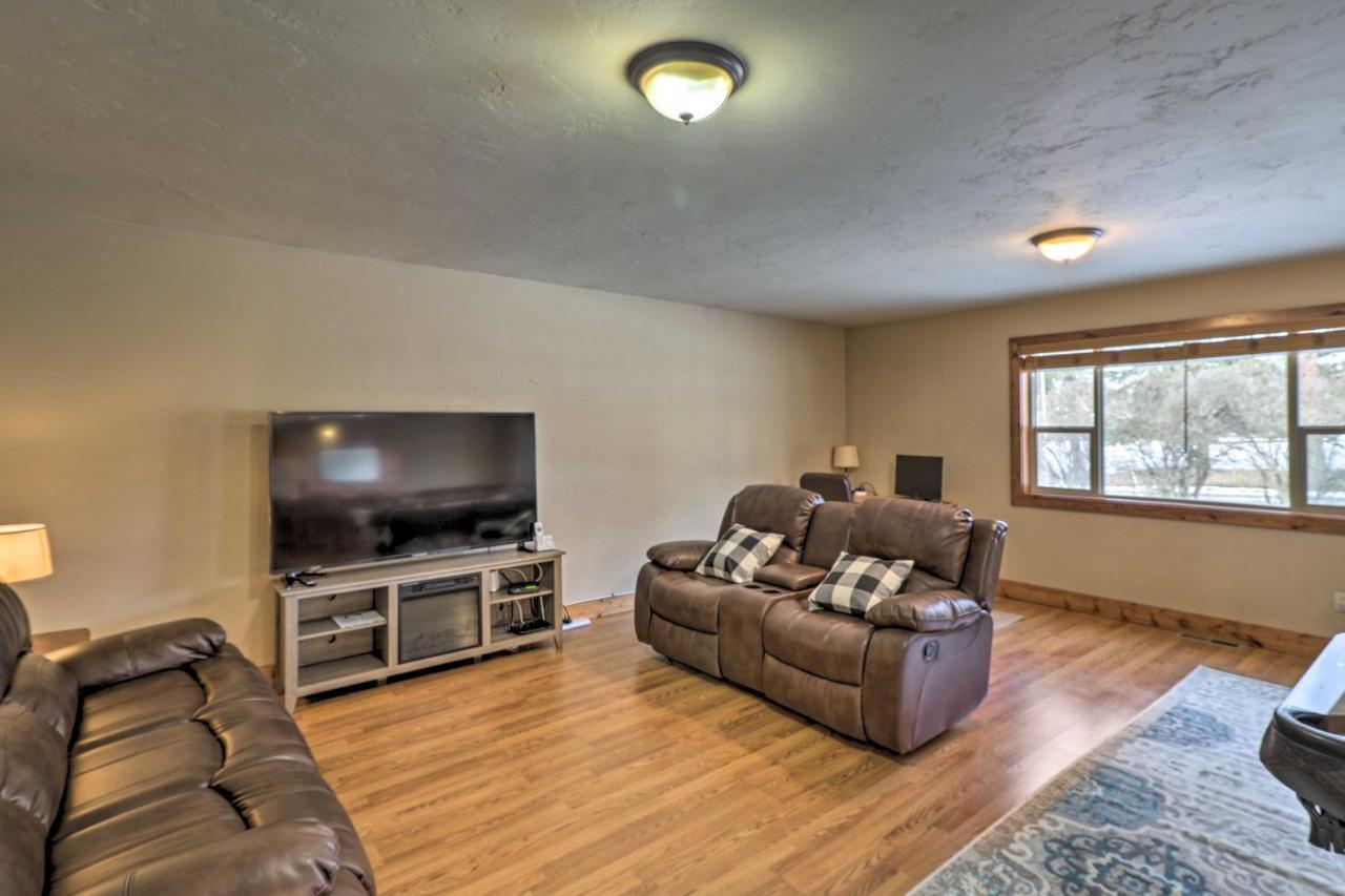 Columbia Falls Private Retreat Pool Table And Deck! 외부 사진