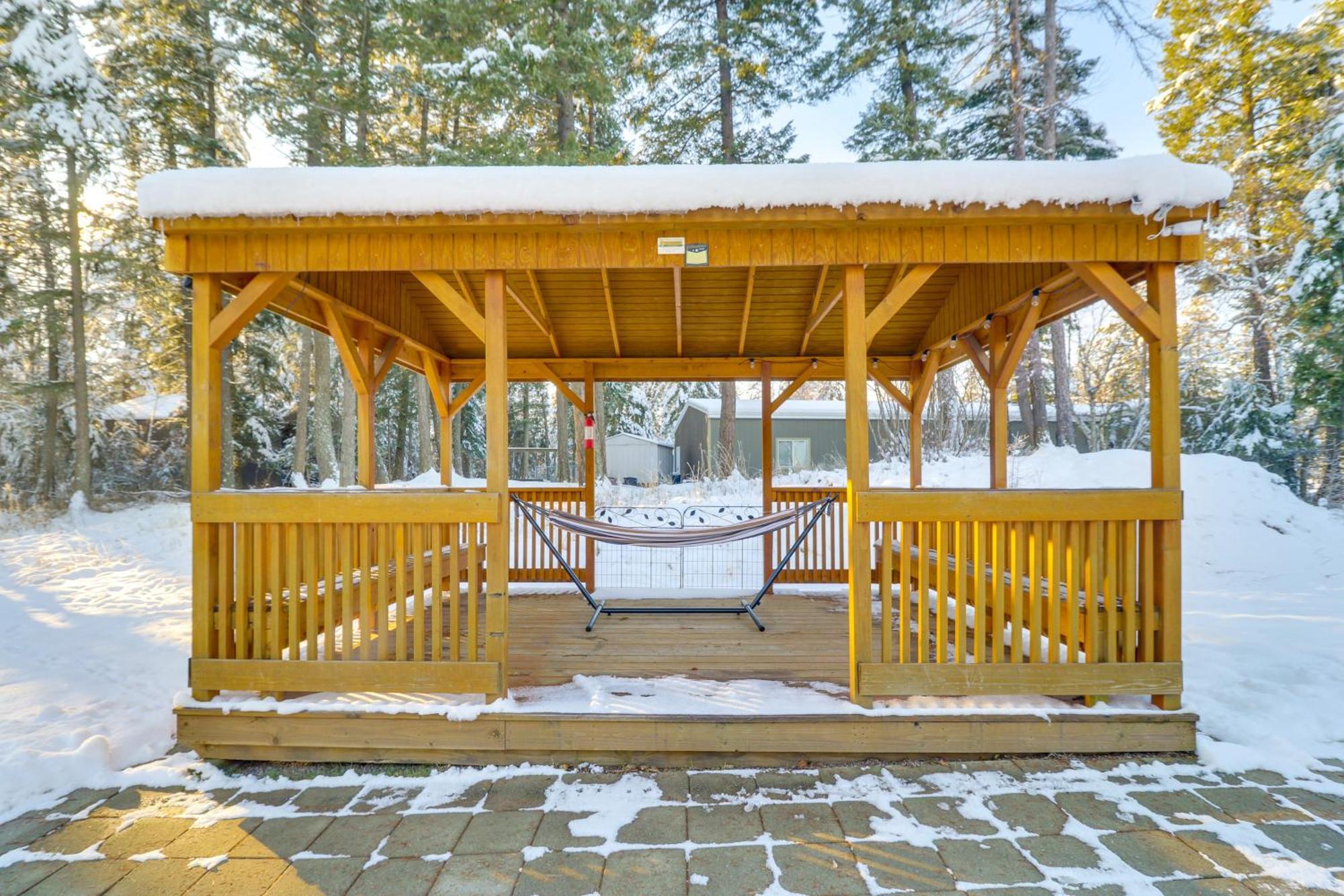 Columbia Falls Private Retreat Pool Table And Deck! 외부 사진