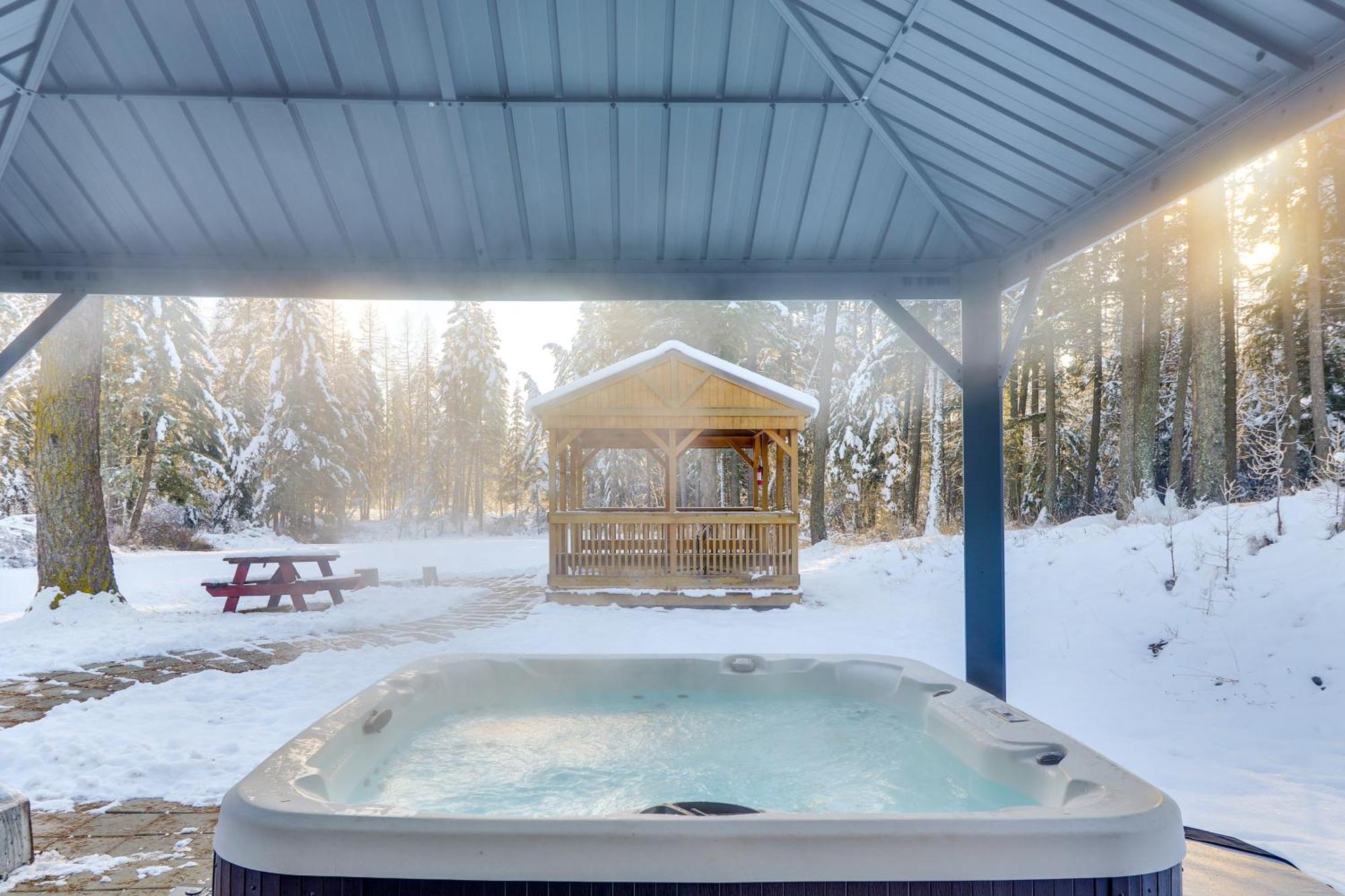 Columbia Falls Private Retreat Pool Table And Deck! 외부 사진
